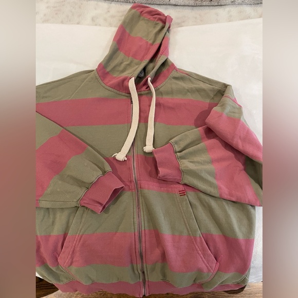 BDG zip up - Picture 3 of 9